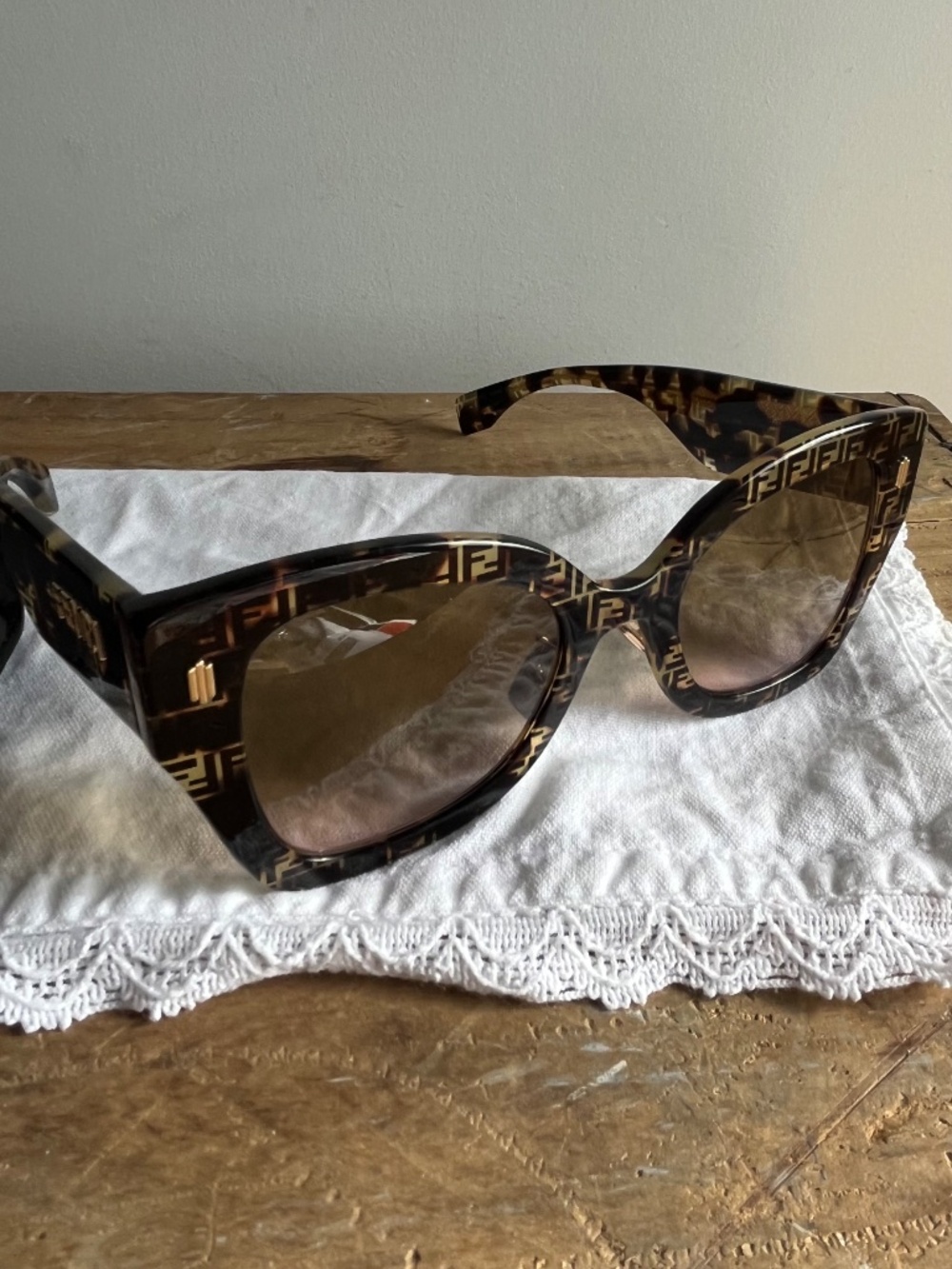 Fendi FF monogram butterfly sunglasses - 0434/G/S in Havana